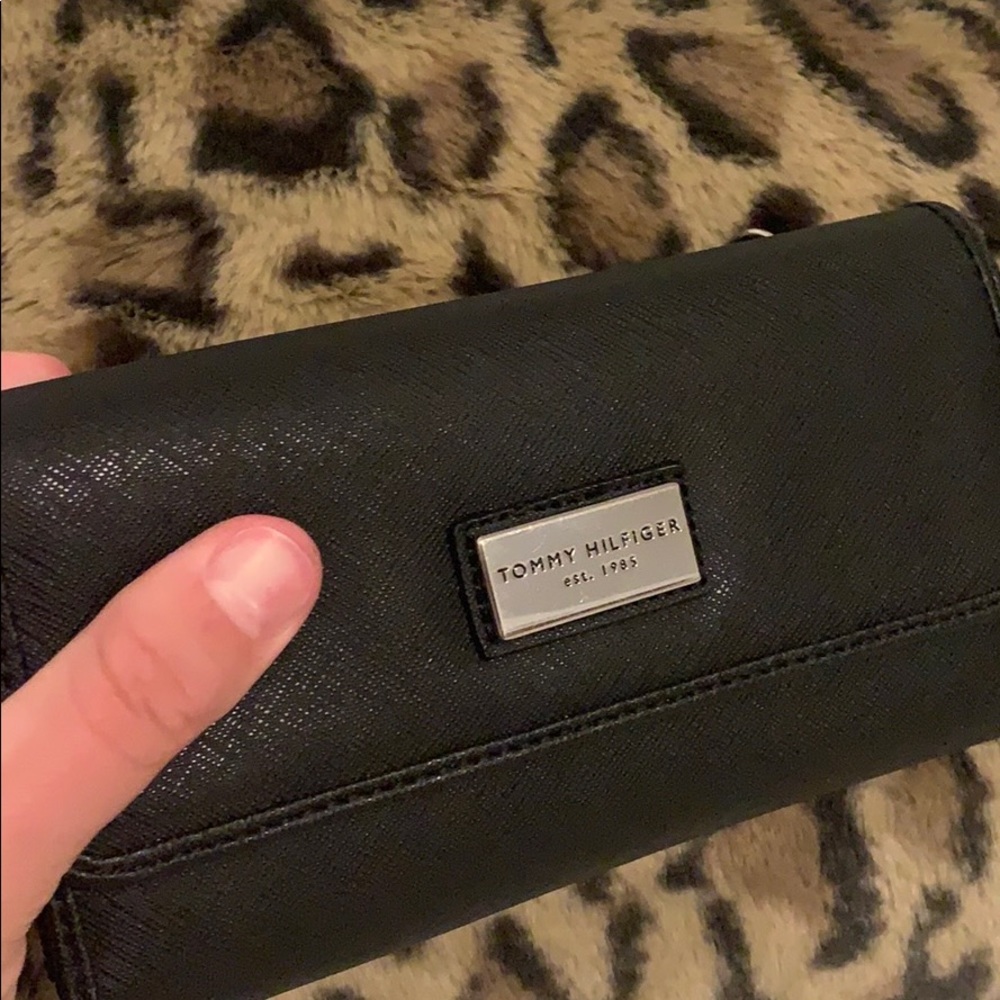 Tommy Hilfiger wallet